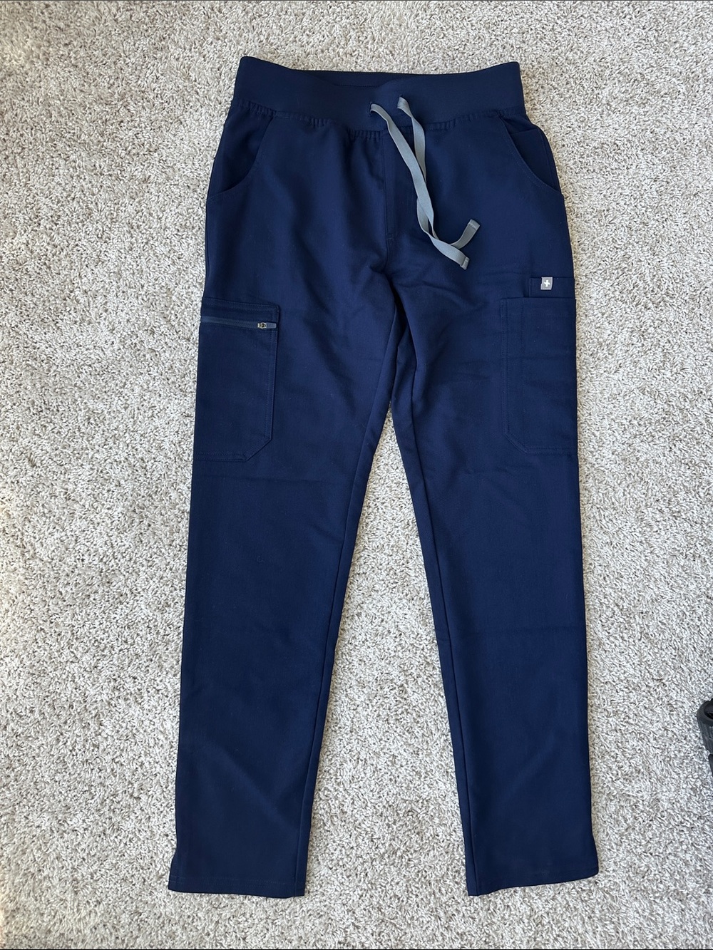 Figs Women's Yola Scrub Bottoms Navy - Yoga Waistband XS - Picture 4 of 5